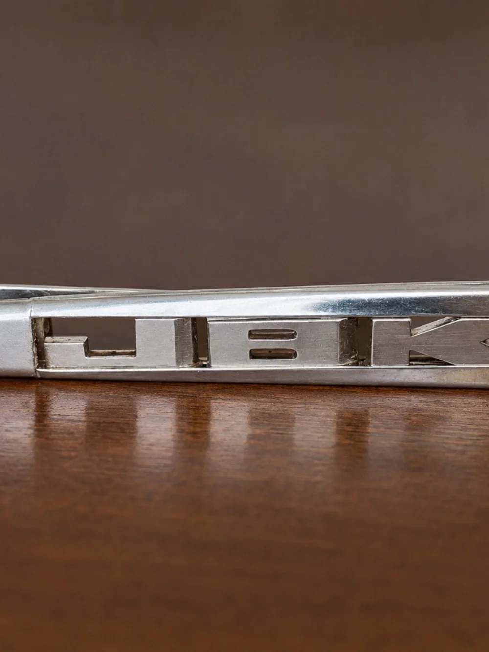 Vintage Swank Silver Tone Money Clip – Cutout Geometric Modernist Design – USA